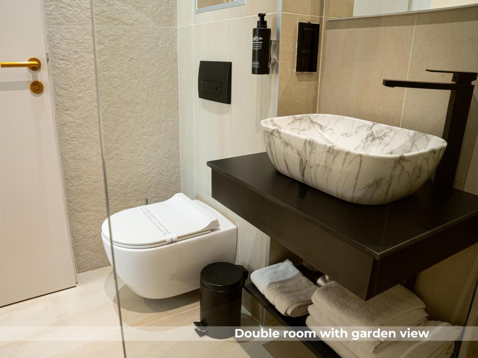 Lala Hotel Bosanska Krupa Bagian luar foto