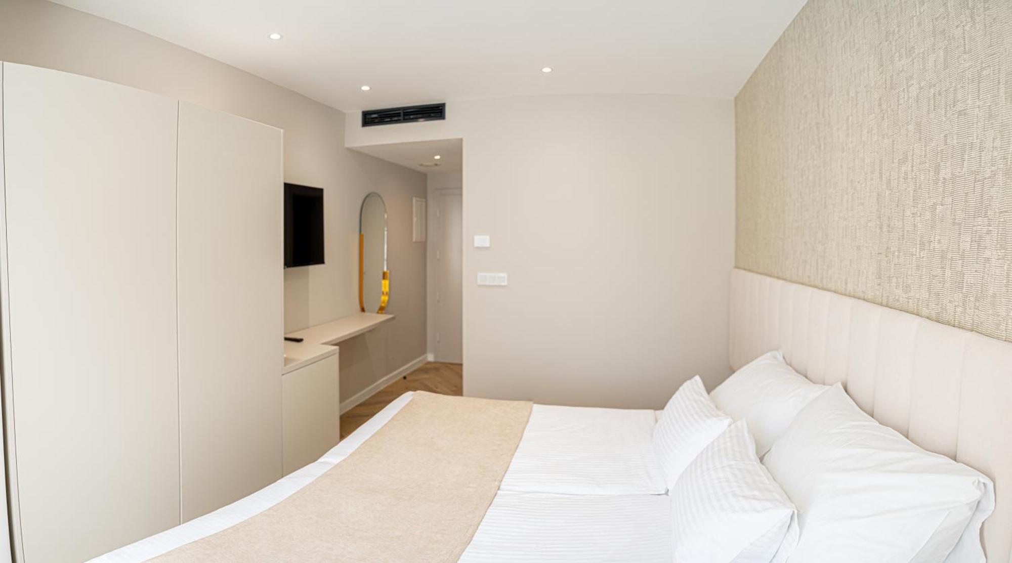 Lala Hotel Bosanska Krupa Bagian luar foto