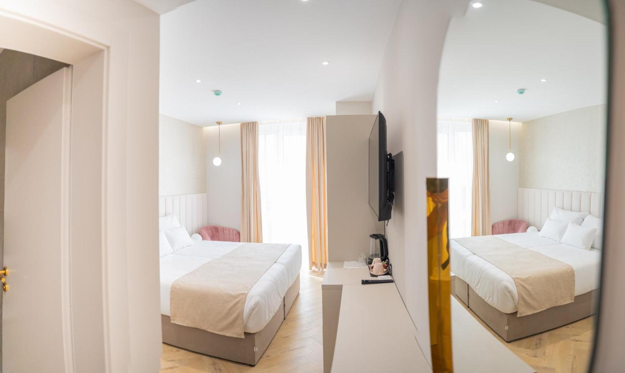 Lala Hotel Bosanska Krupa Bagian luar foto
