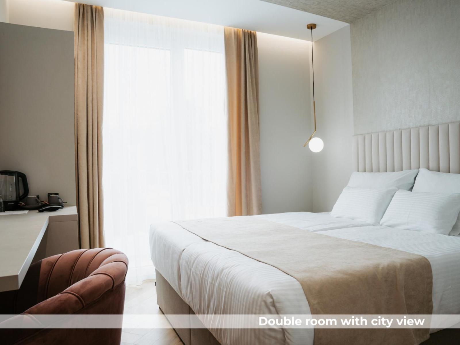 Lala Hotel Bosanska Krupa Bagian luar foto
